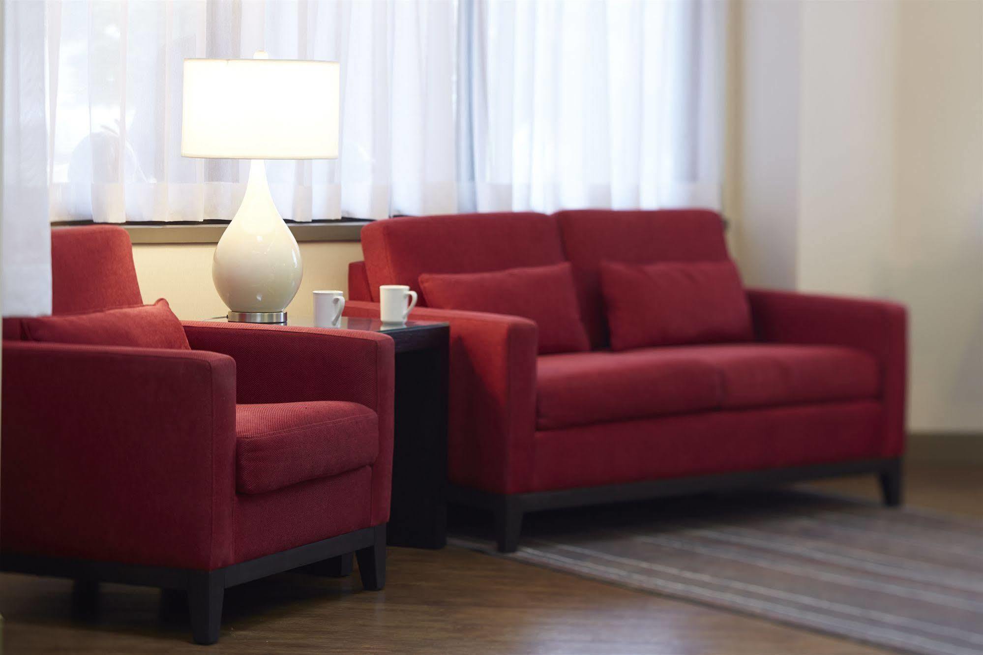 סט-איל Comfort Inn מראה חיצוני תמונה